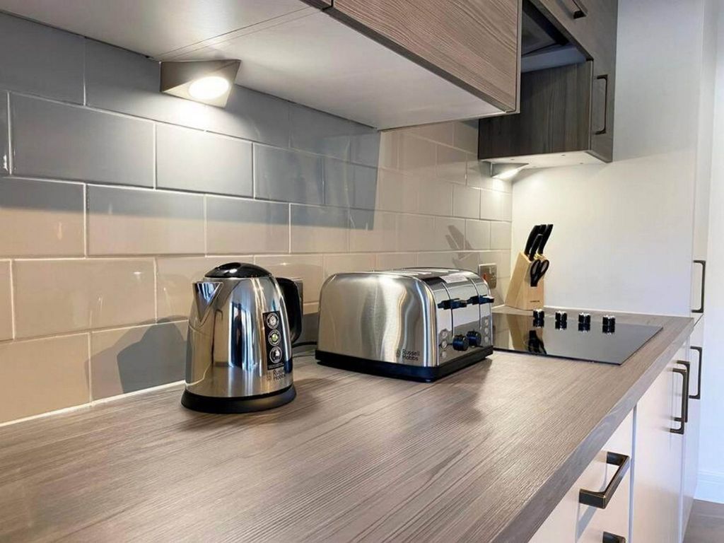 Additional image 11 of 2 bed flat to rentVictoria Street, Rochester ME1