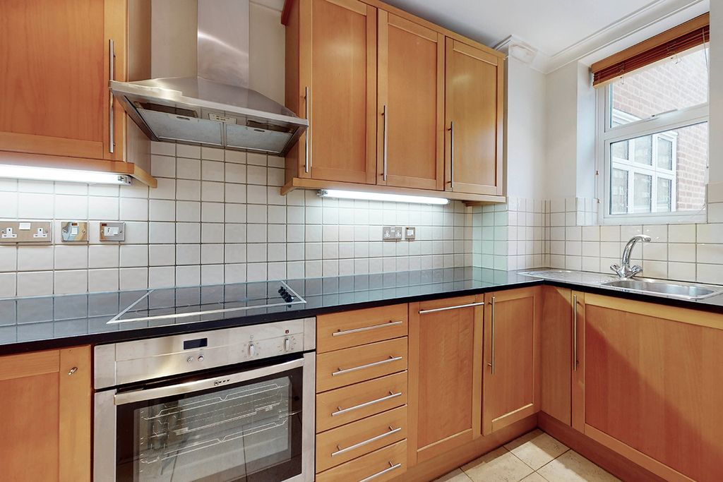 Property photo 3 of 16 Picture No. 07
