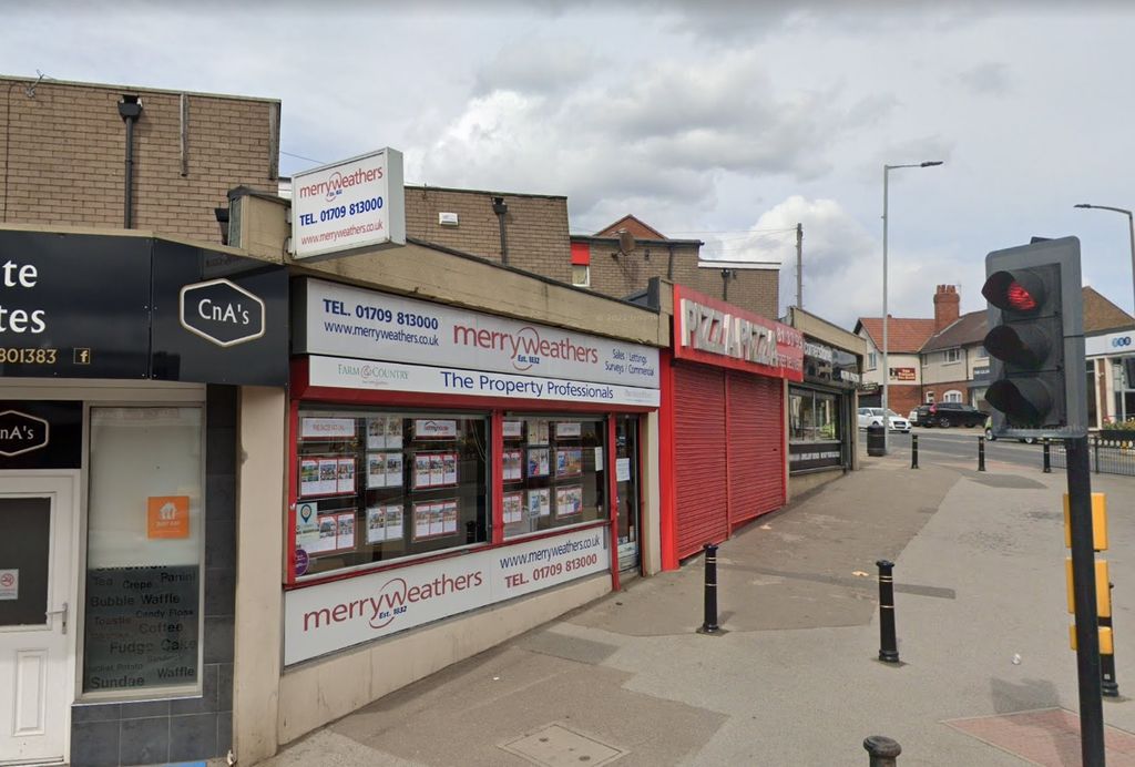 Property photo 2 of 4 Maltby - 114 High Street, Rotherham S66 7Bn