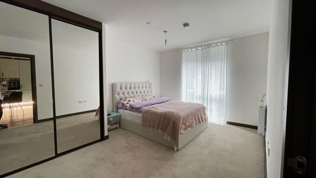 Property photo 1 of 12 Thumbnail_608A10Bf-A118-4F2D-Bd8D-E7Babe167434_1_2