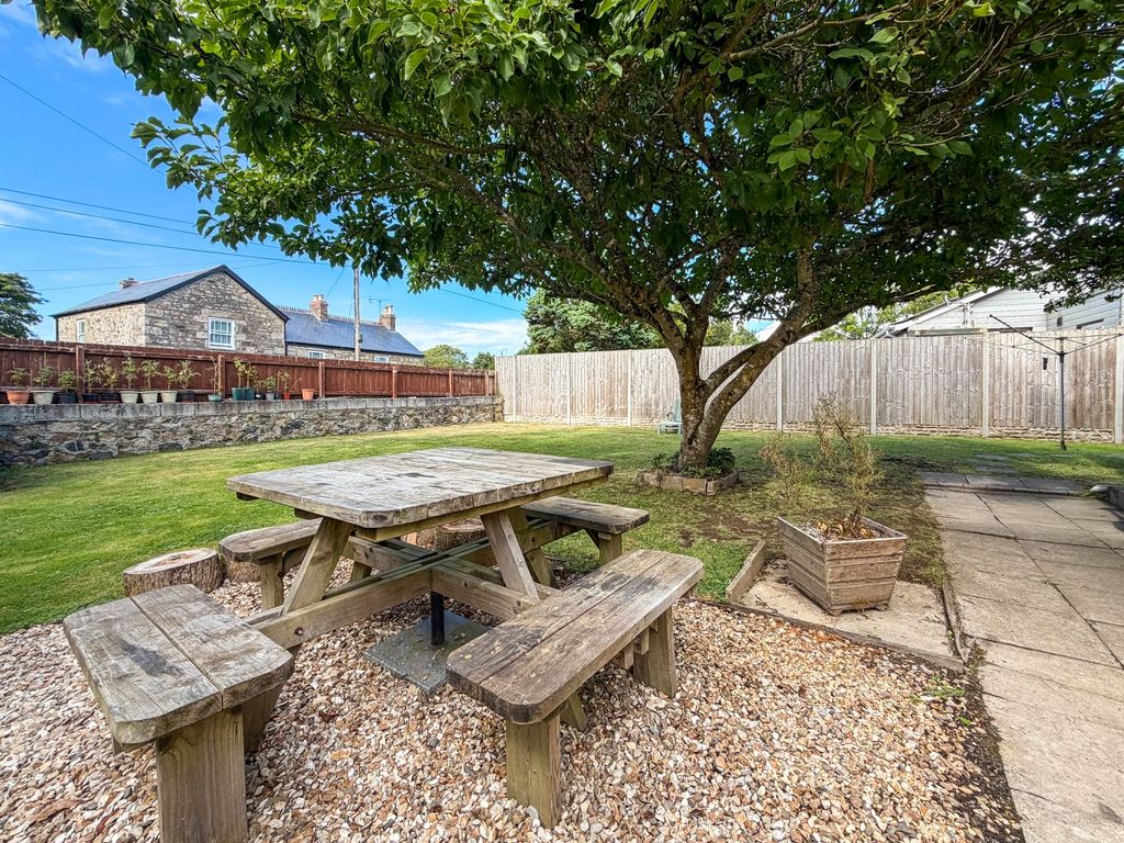 Property photo 2 of 21 5136765