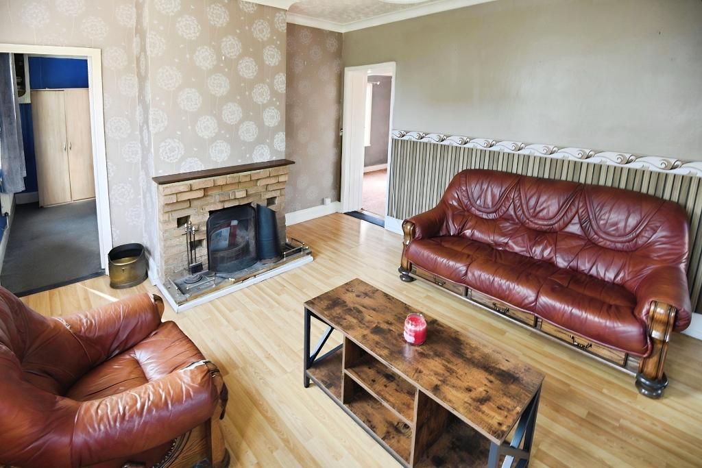 Property photo 3 of 12 Photo 3