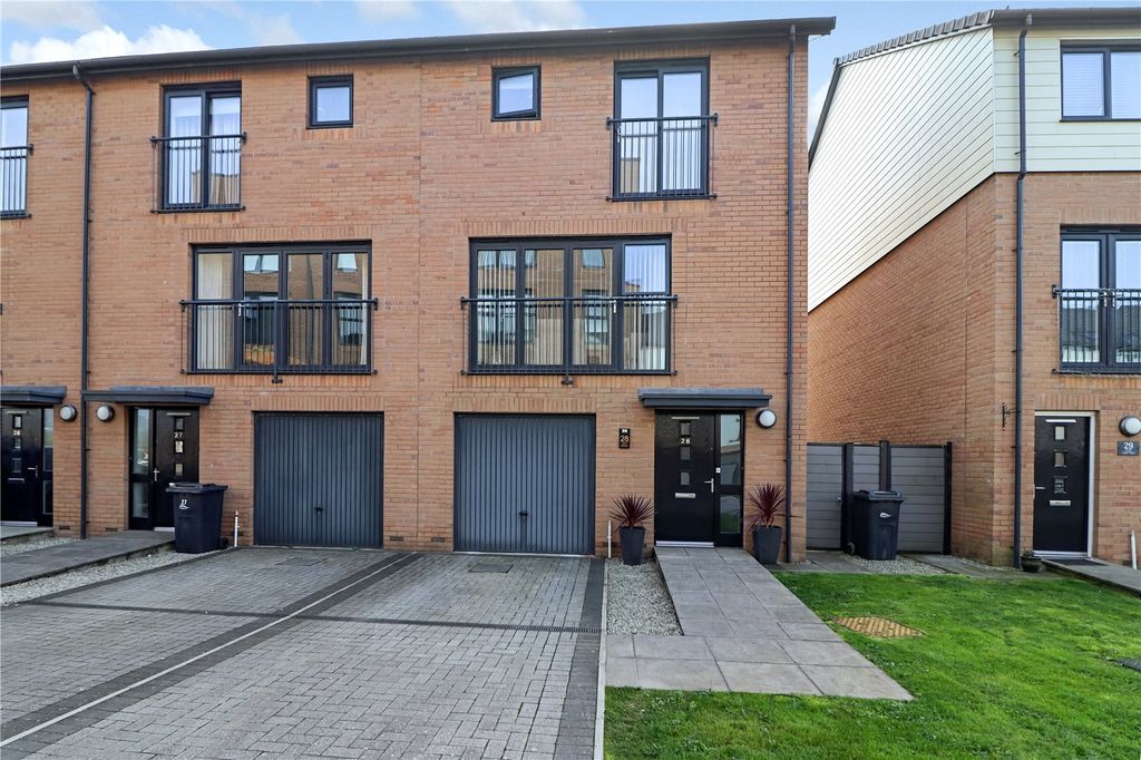 Property photo 1 of 22 Picture No. 06