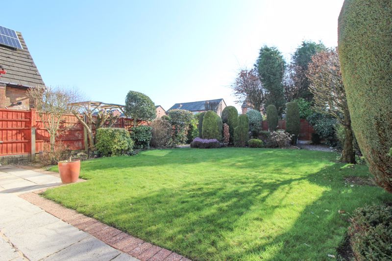 Property photo 3 of 16 Photo 11