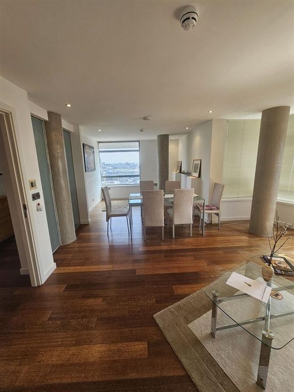 Property photo 3 of 12 8.Jpg