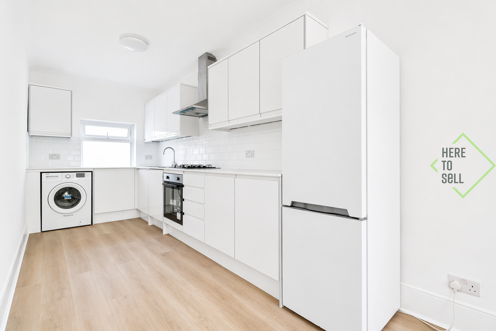 Property photo 1 of 11 Russell Road N13-Kitchen