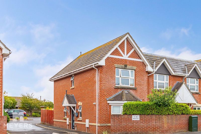 Property photo 1 of 14 Photo 16