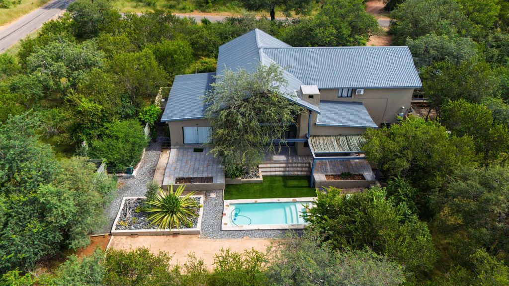 Property photo 2 of 75 1Hs1730799