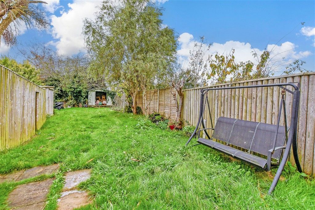 Property photo 3 of 9 Garden