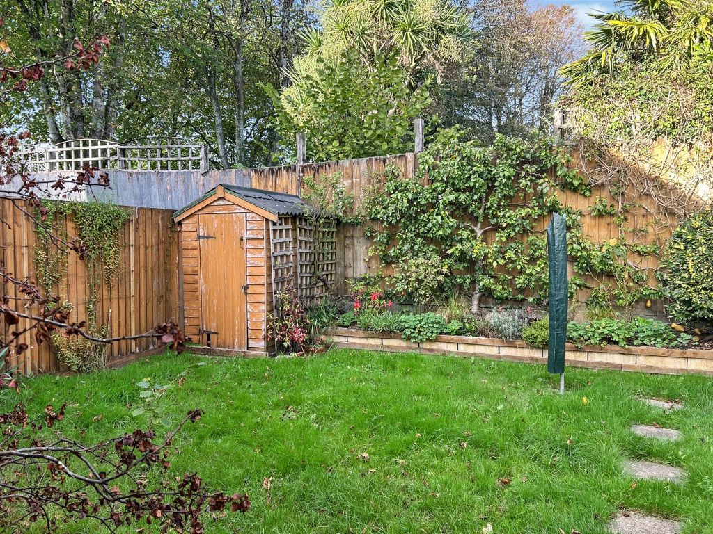 Property photo 2 of 14 Picture No. 12