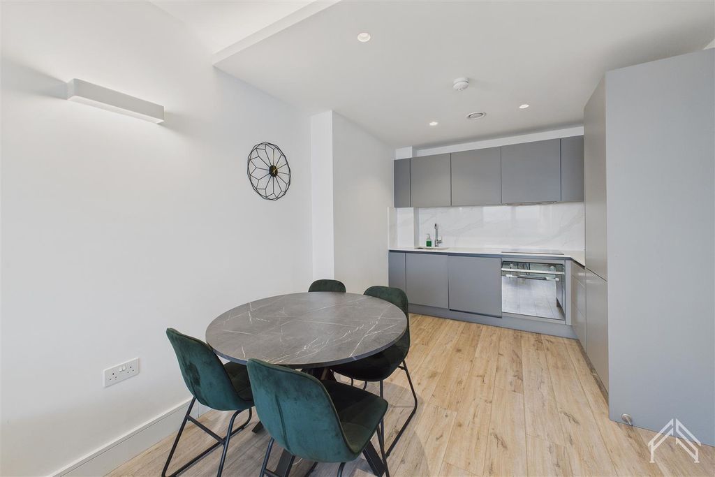 Property photo 3 of 7 3.Jpg