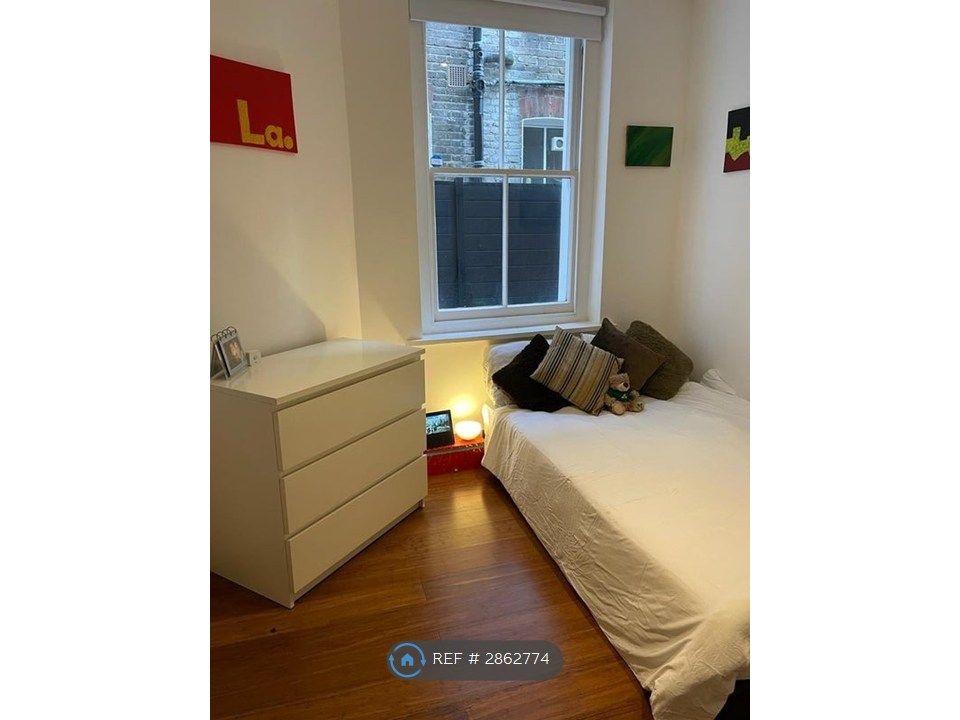 Property photo 1 of 8 Bedroom