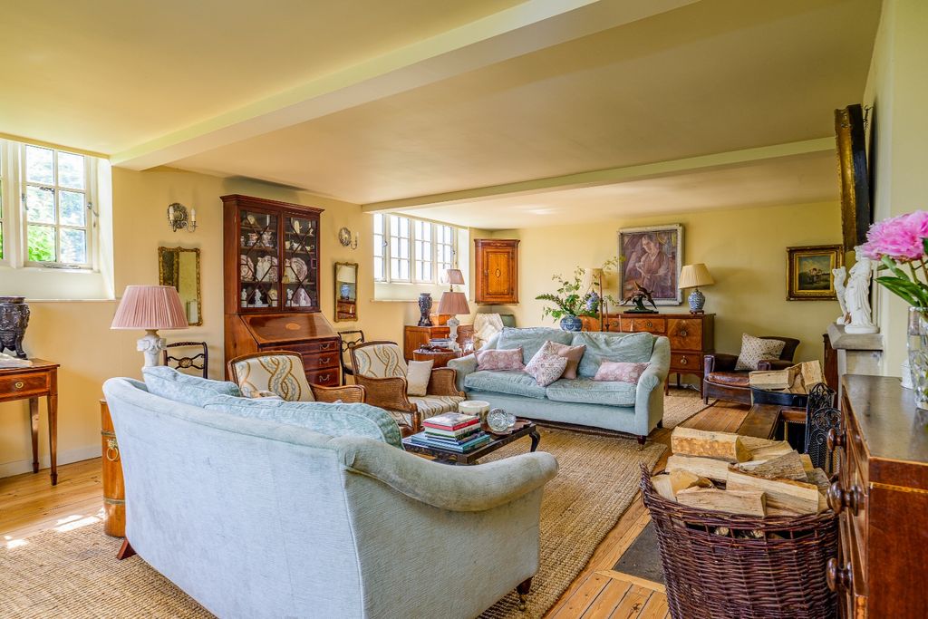 Property photo 3 of 38 5021347