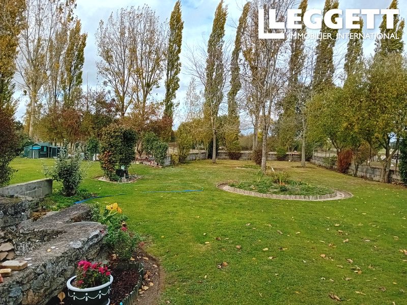 Property photo 2 of 10