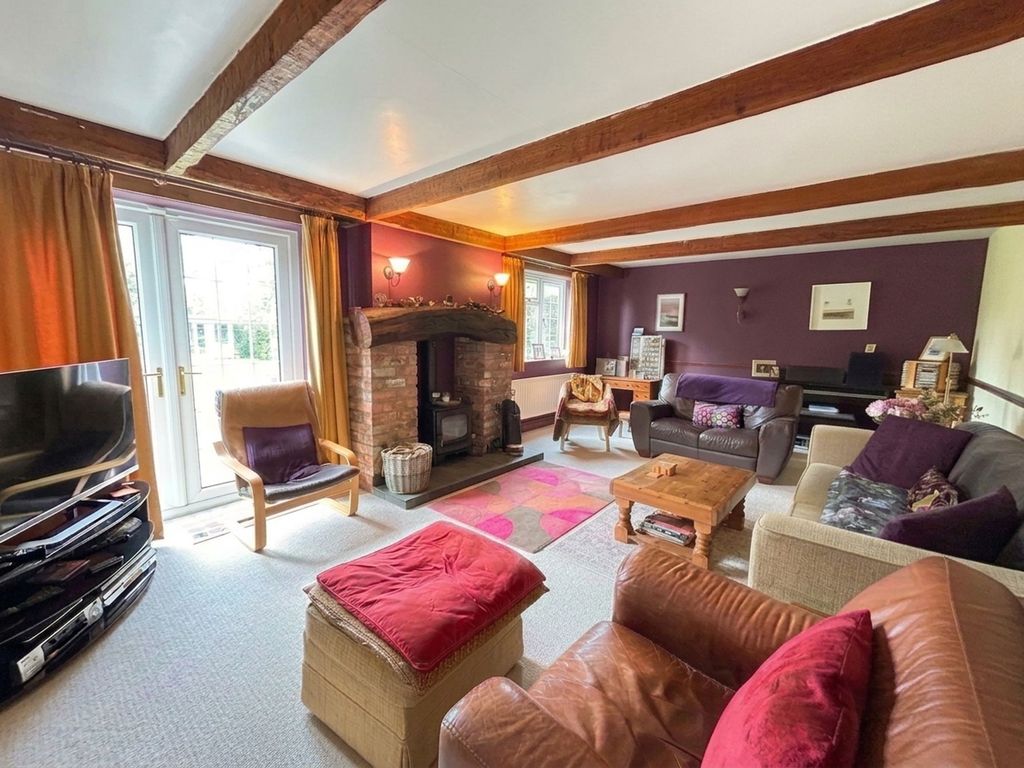 Property photo 2 of 29