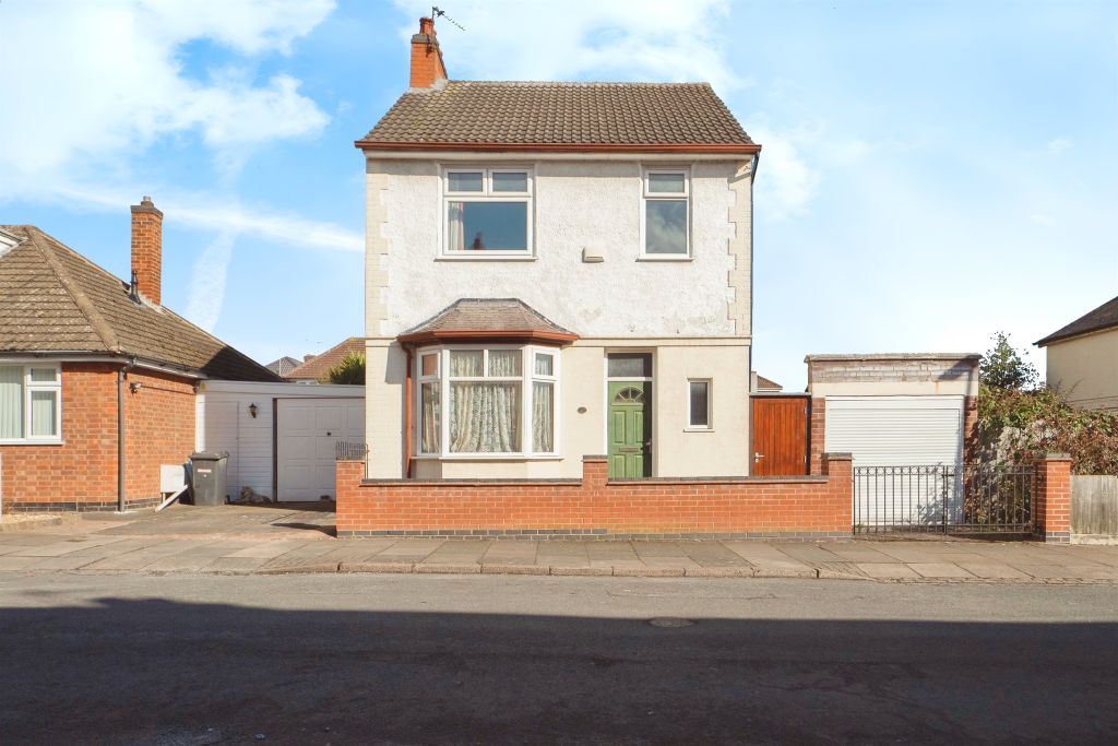 Property photo 1 of 17