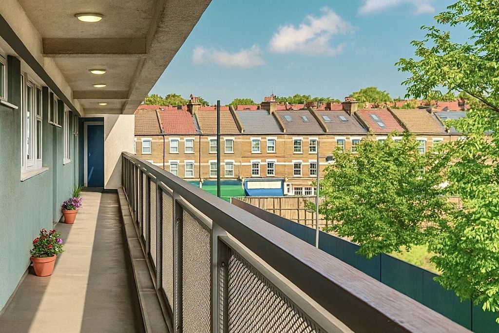 Property photo 3 of 13 Picture No. 53