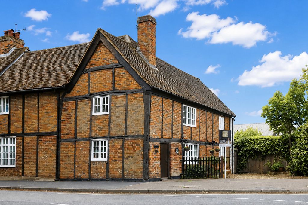 Property photo 1 of 35