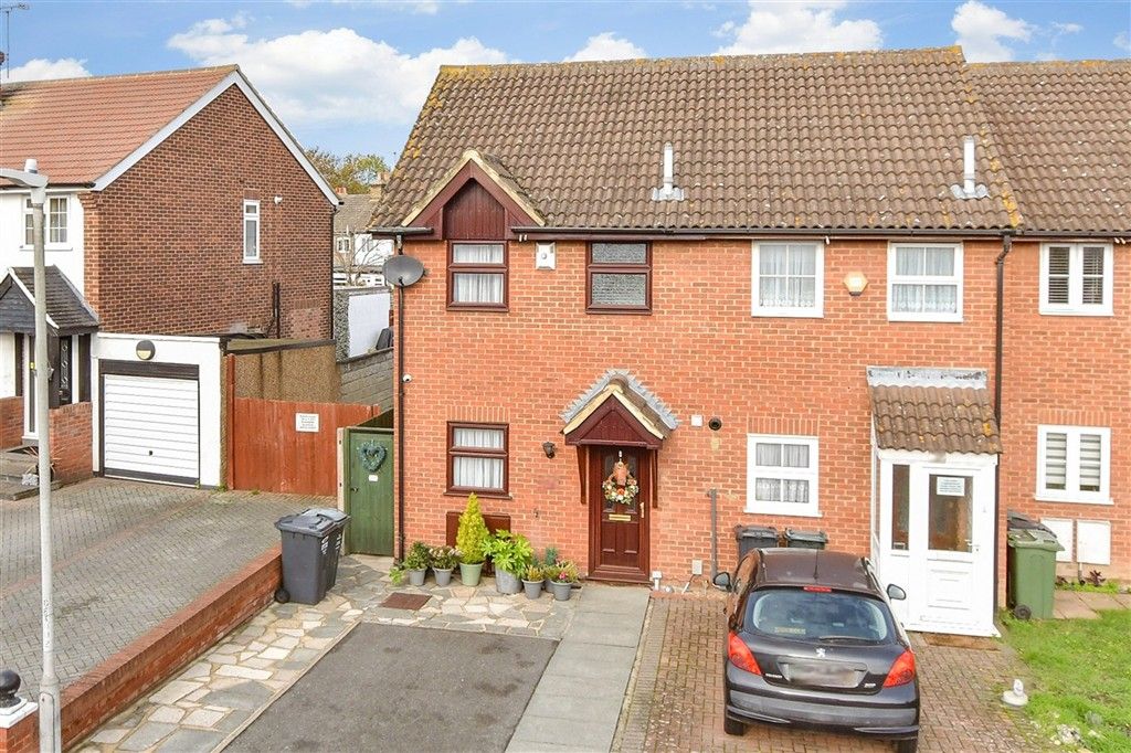 Property photo 1 of 10 External W