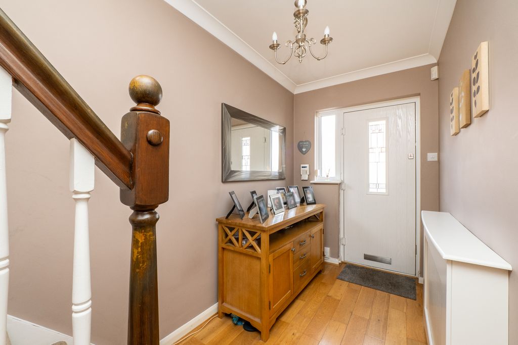 Property photo 2 of 14 Picture No. 22