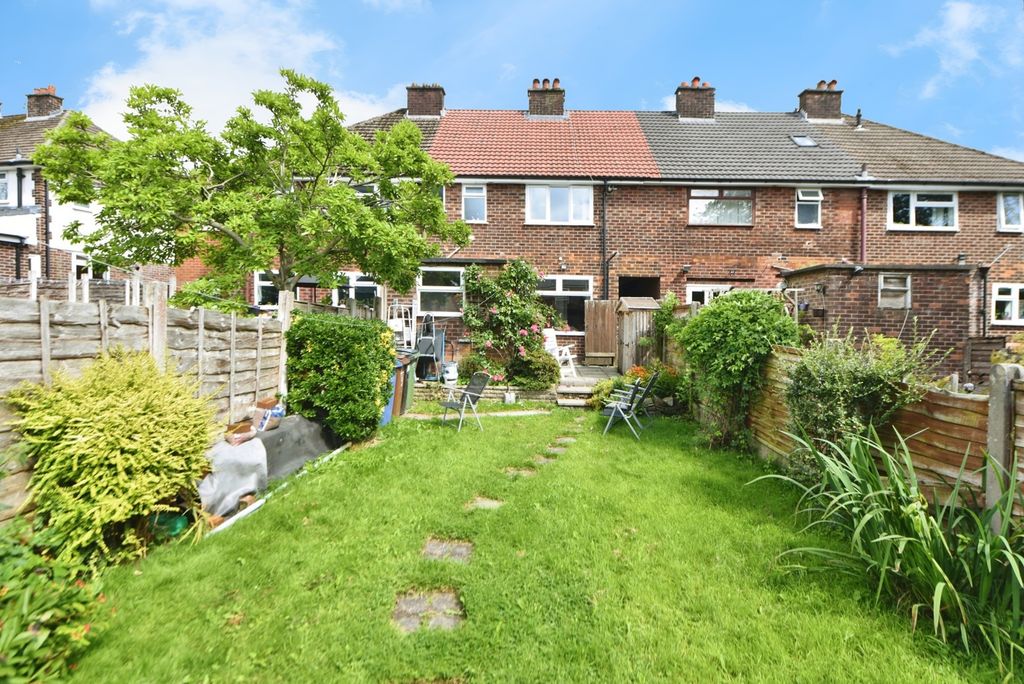 Property photo 2 of 17 Photo