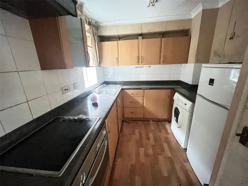 Property photo 2 of 9 Picture No. 07