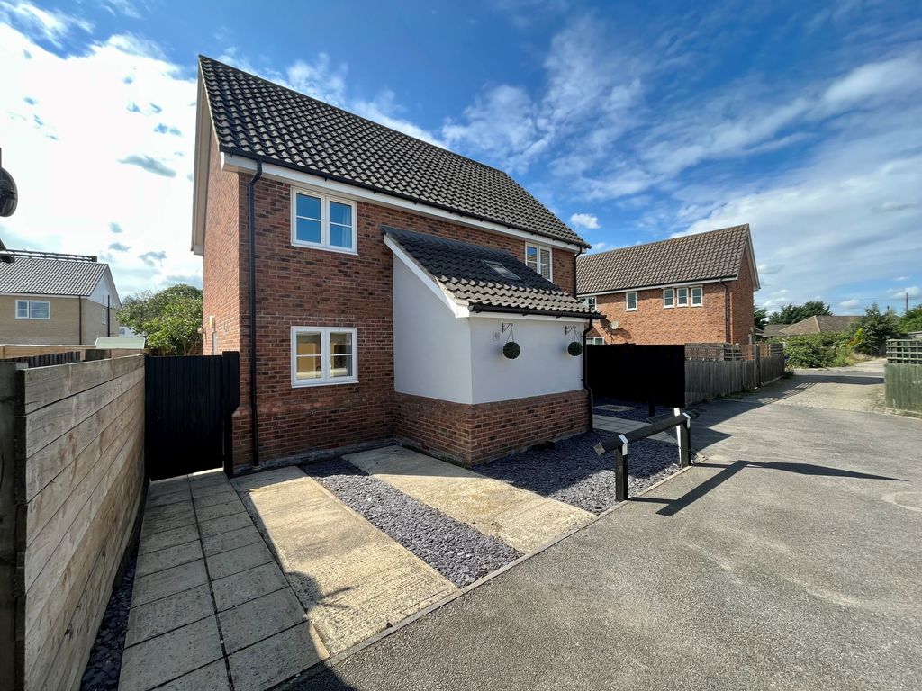Property photo 1 of 13 Image