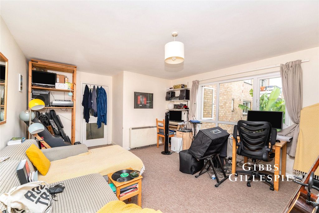 Property photo 3 of 10 Picture No. 11