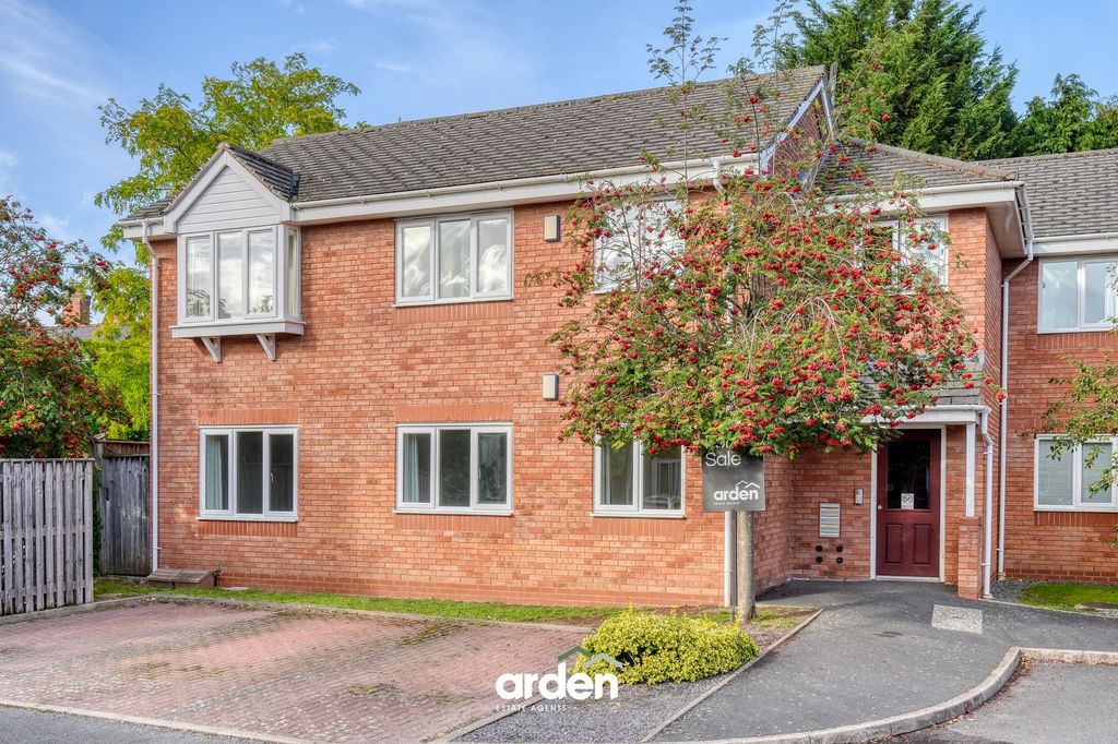 Property photo 1 of 8