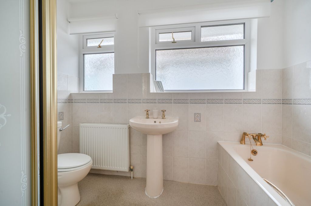 Property photo 3 of 24 1419062-5-699Ca34...