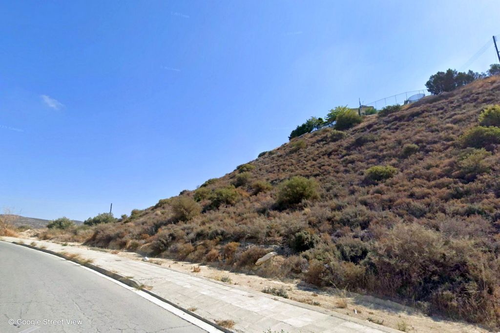 Property photo 3 of 4