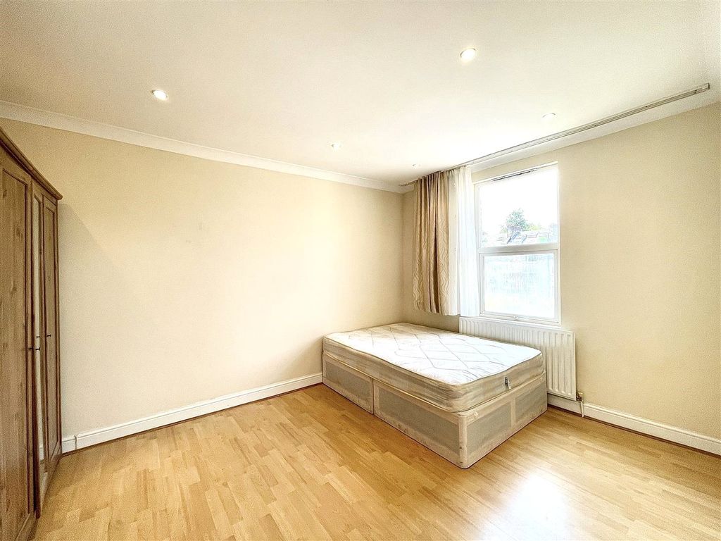 Property photo 3 of 6 Picture No. 03