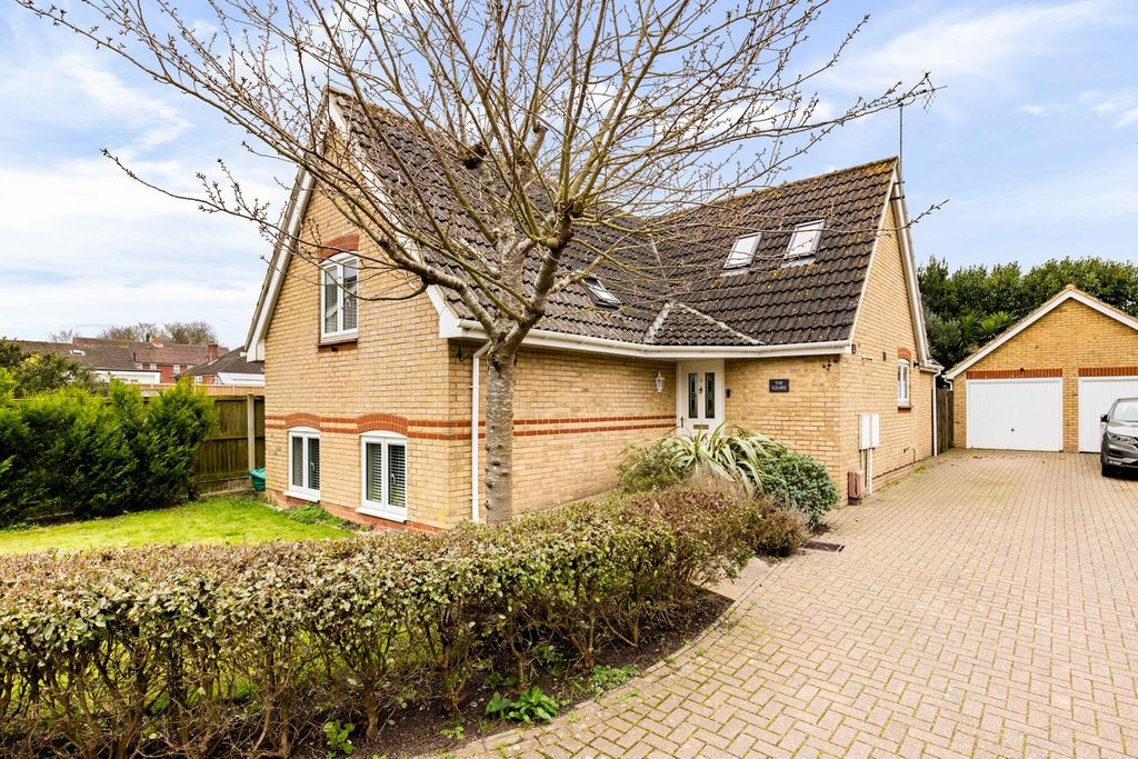 Property photo 1 of 15