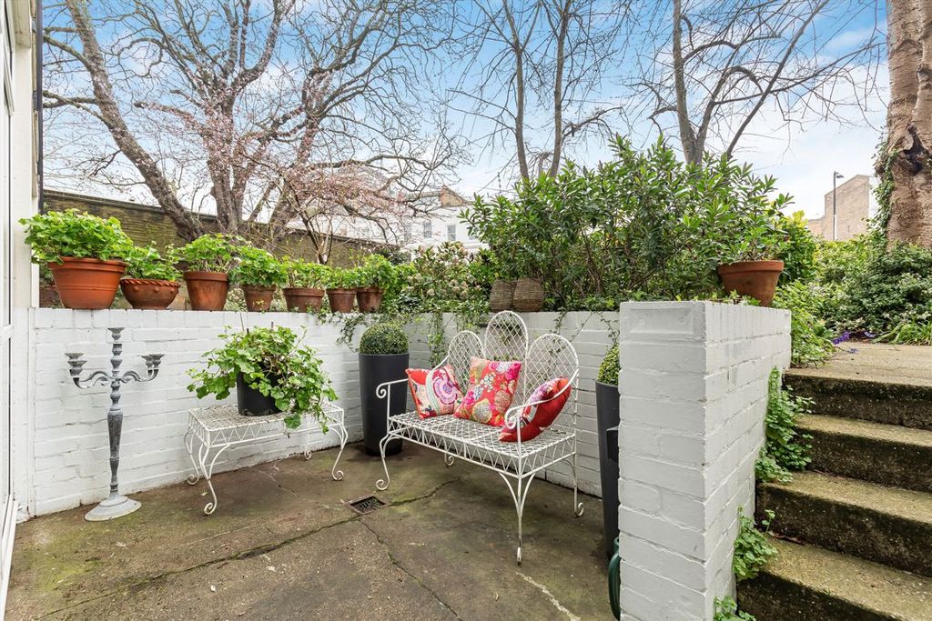 Property photo 3 of 7