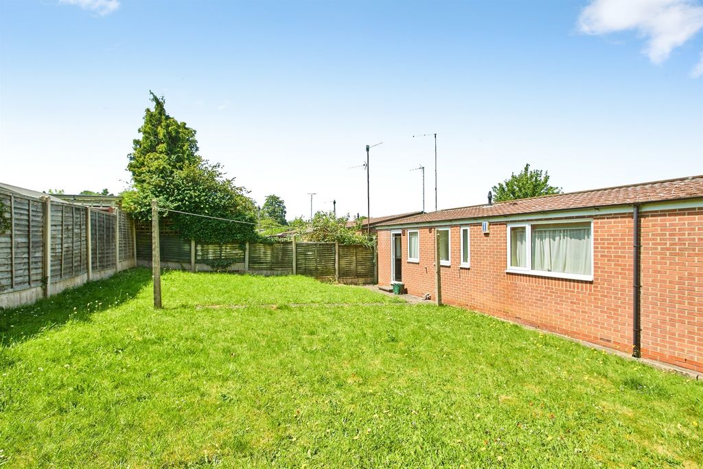 Property photo 2 of 10