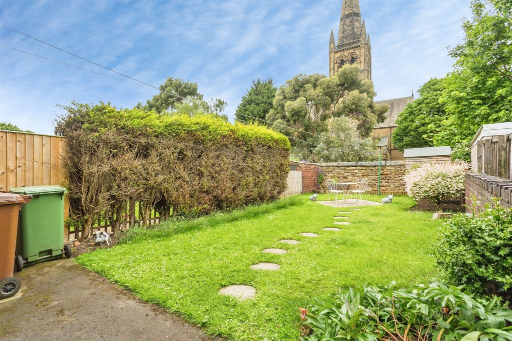 Property photo 2 of 12
