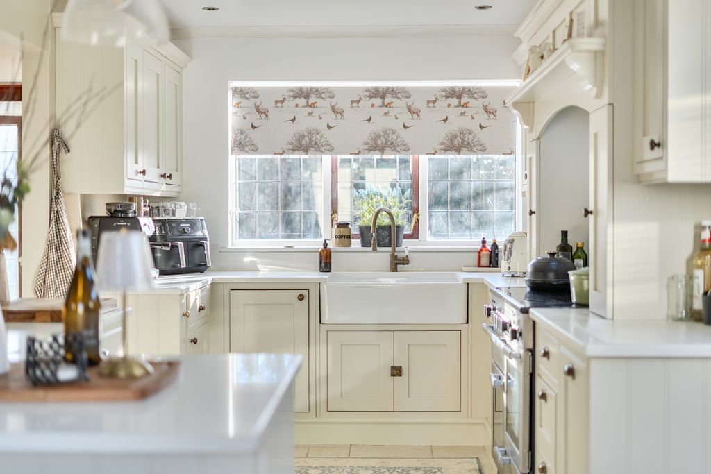 Property photo 1 of 17 138377013692F21d48Da87