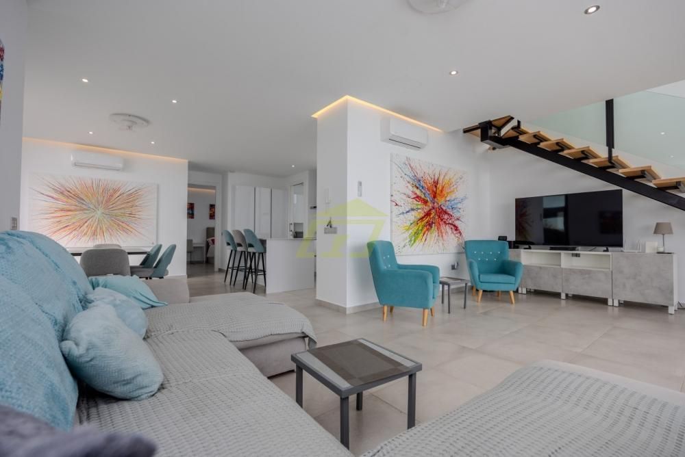 Property photo 3 of 30