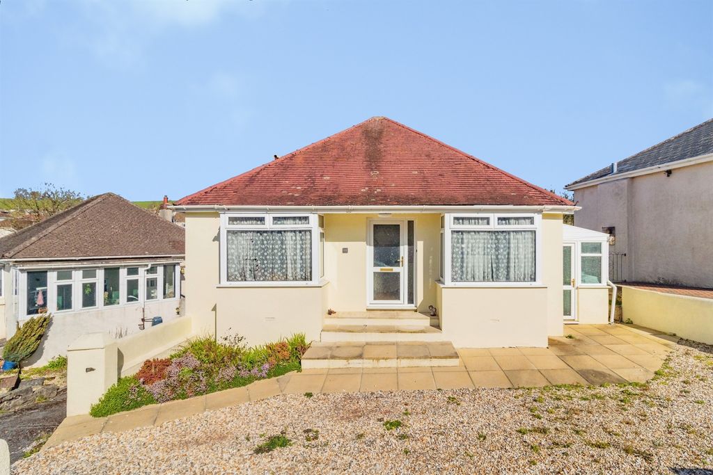 Property photo 1 of 25