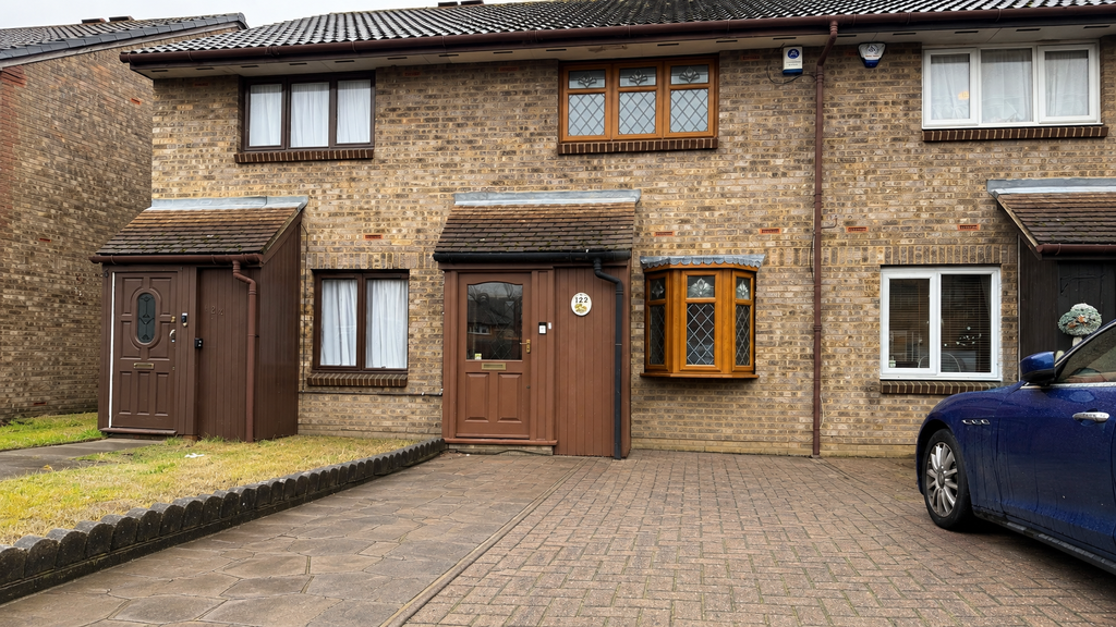 2 bed terraced house for salePedley Road, Dagenham RM8