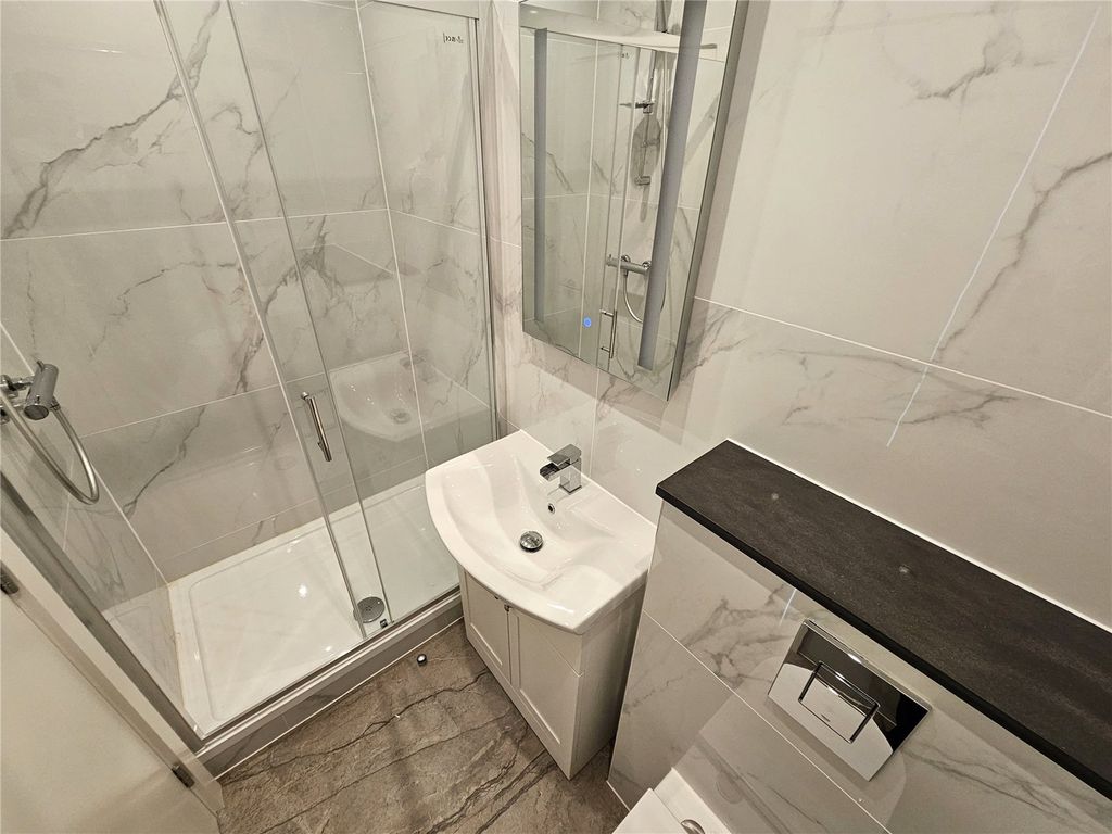 Property photo 3 of 5 Picture No. 02