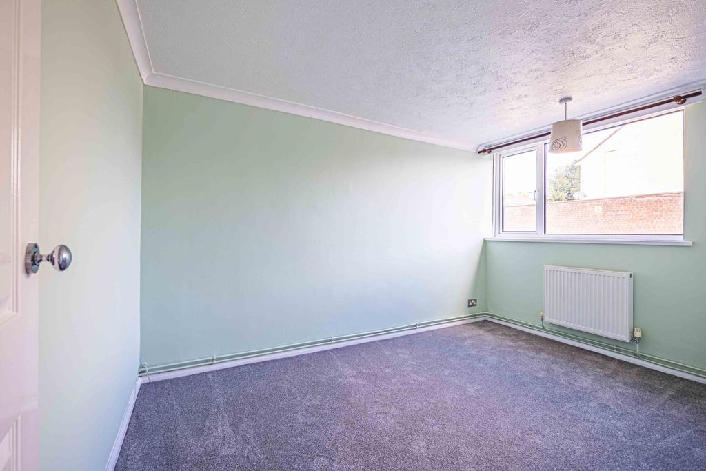 Property photo 3 of 15 Photo