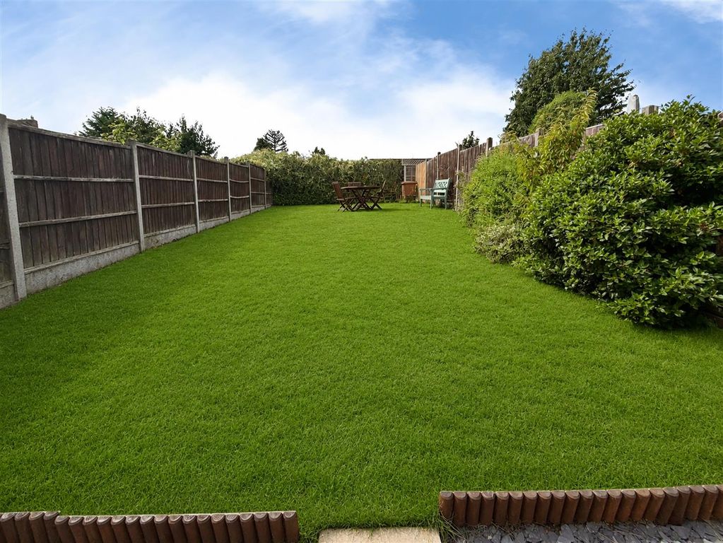 Property photo 2 of 12 Garden 2.Png