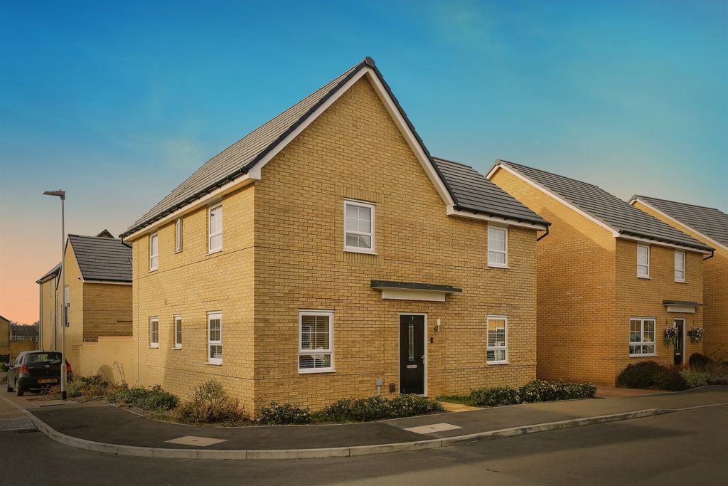 Property photo 1 of 12