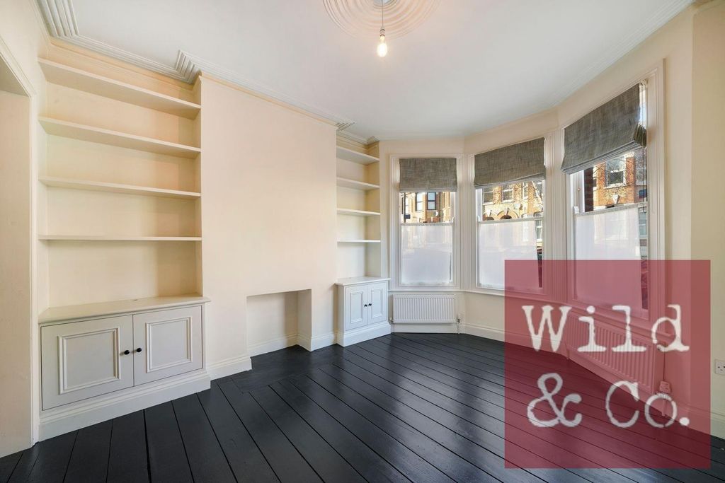 Property photo 2 of 21 Elmcroft Street - Fh46Guly6Gslax38Zwqp.Jpg