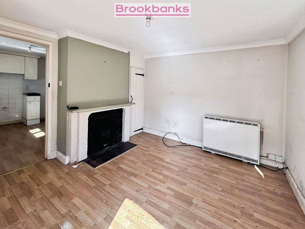 Property photo 3 of 23