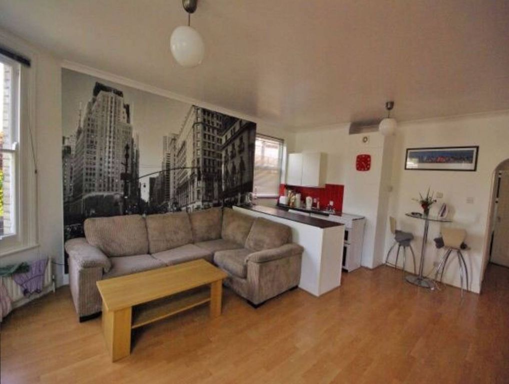 Property photo 2 of 7