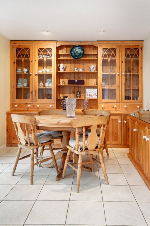 Property photo 3 of 16 Kitchen