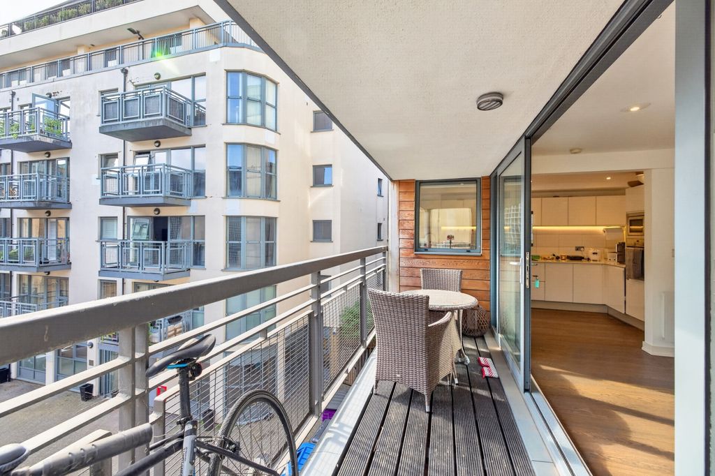 Property photo 2 of 15 Balcony