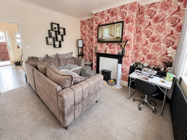 Property photo 3 of 10